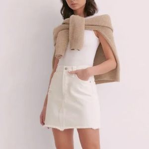 HIGH-RISE DECONSTRUCTED SKIRT | white | 29